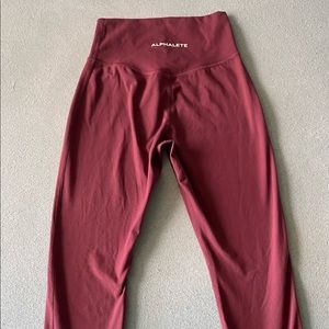 Alphalete surface path leggings, size is XS, color is magenta/purpleish